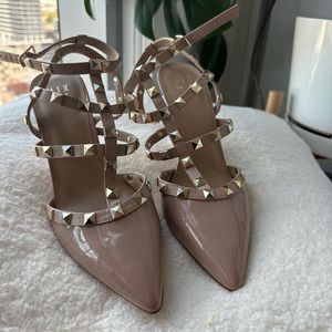 Nude Studded Heel Size 9